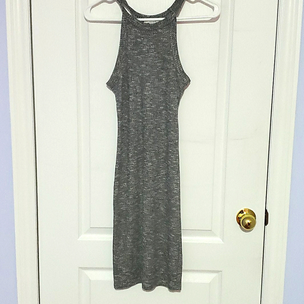 High-neckline Bodycon